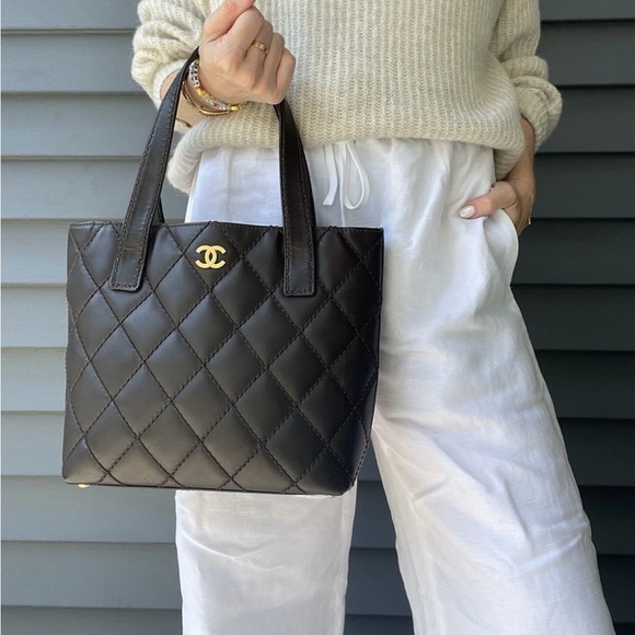 CHANEL Dark Brown Quilted Tote - Picture 3 of 7